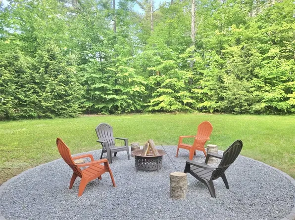 (undisclosed Address), Naples, ME 04055