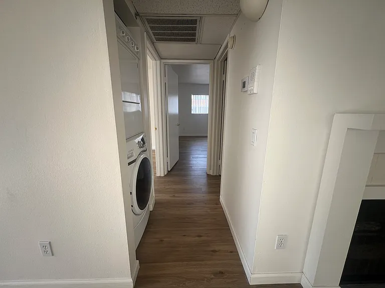 740 N Alfred St #204 — Photo 6