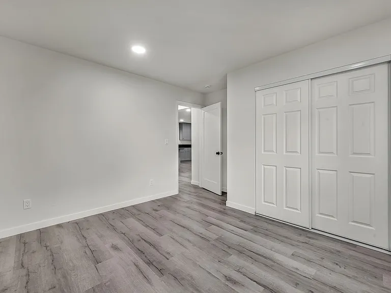 5844 Denver Ave #A — Photo 4