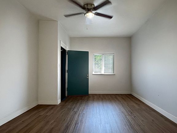 2nd image of 701 Linden Ave APT B