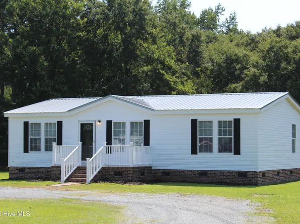 108 Country Farm Lane, Beulaville, NC 28518