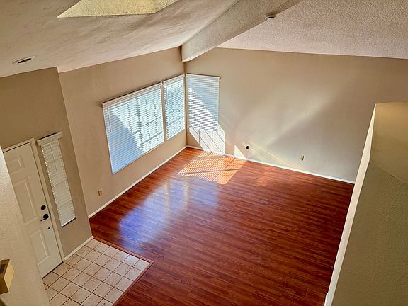 4th image of 5249 Heatherwood Dr