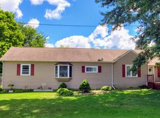 1443 Merle Ave, Burton, MI 48509