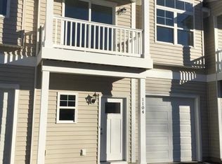 1104 Courage Ct, Virginia Beach, VA 23451