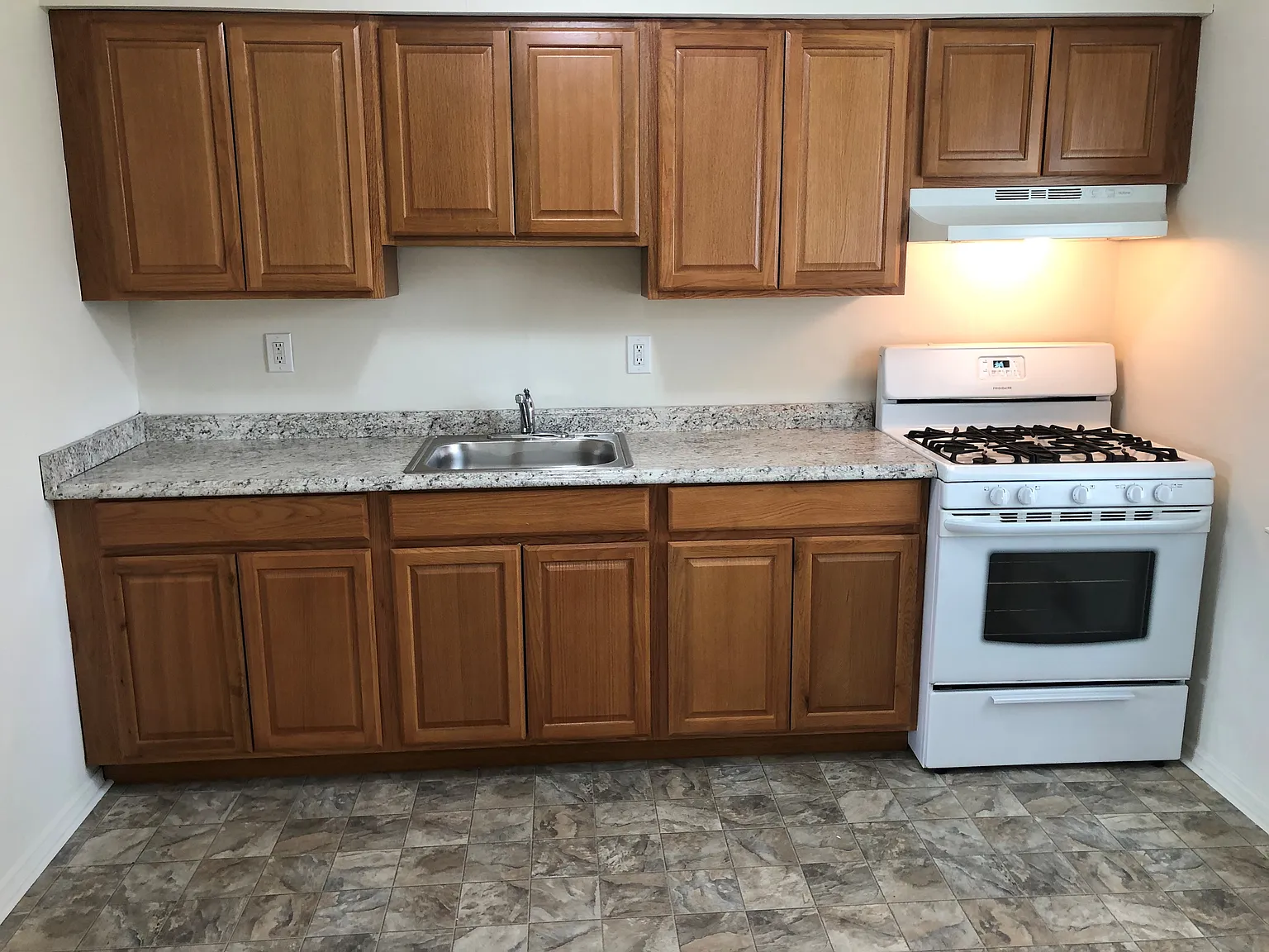 54 Woodland Road — Photo 2