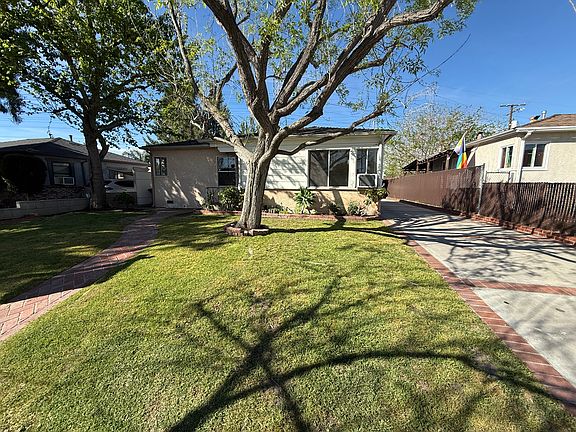 2nd image of 931 N Screenland Dr #931