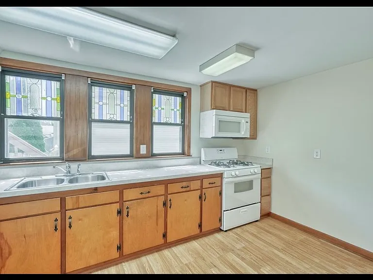 27 Martin St #1 — Photo 14