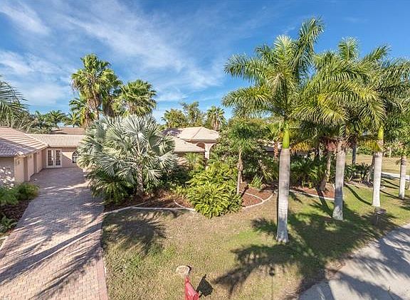2nd image of 5302 SW 25th Ct