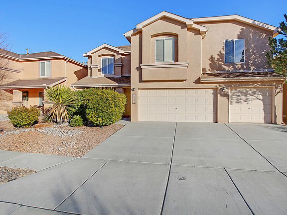 2nd image of 10444 Calle Leon NW