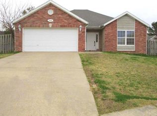 3153 Arrow Pl, Springdale, AR 72764
