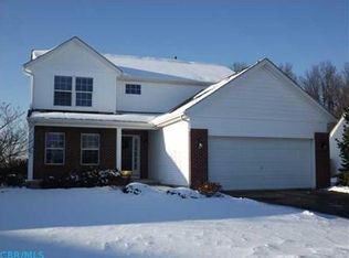 635 Keltonhurst Dr, Pataskala, OH 43062