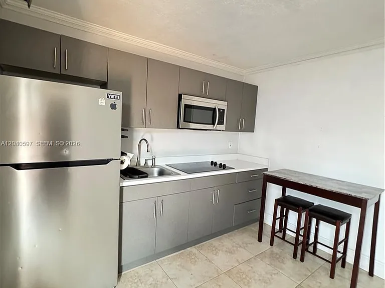 11340 SW 41st Ter — Photo 3