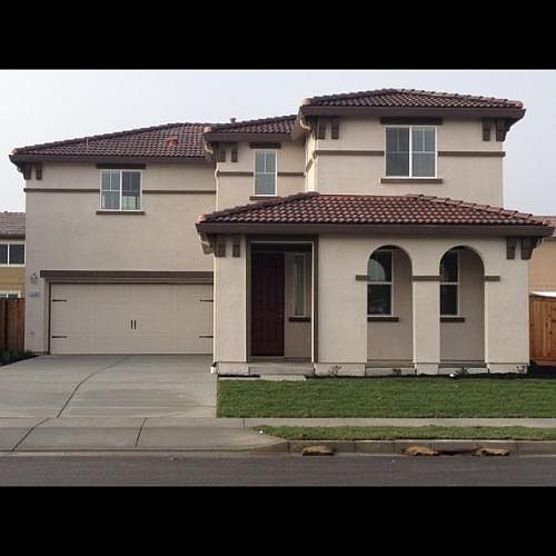 1st image of 16094 Crescent Park Cir