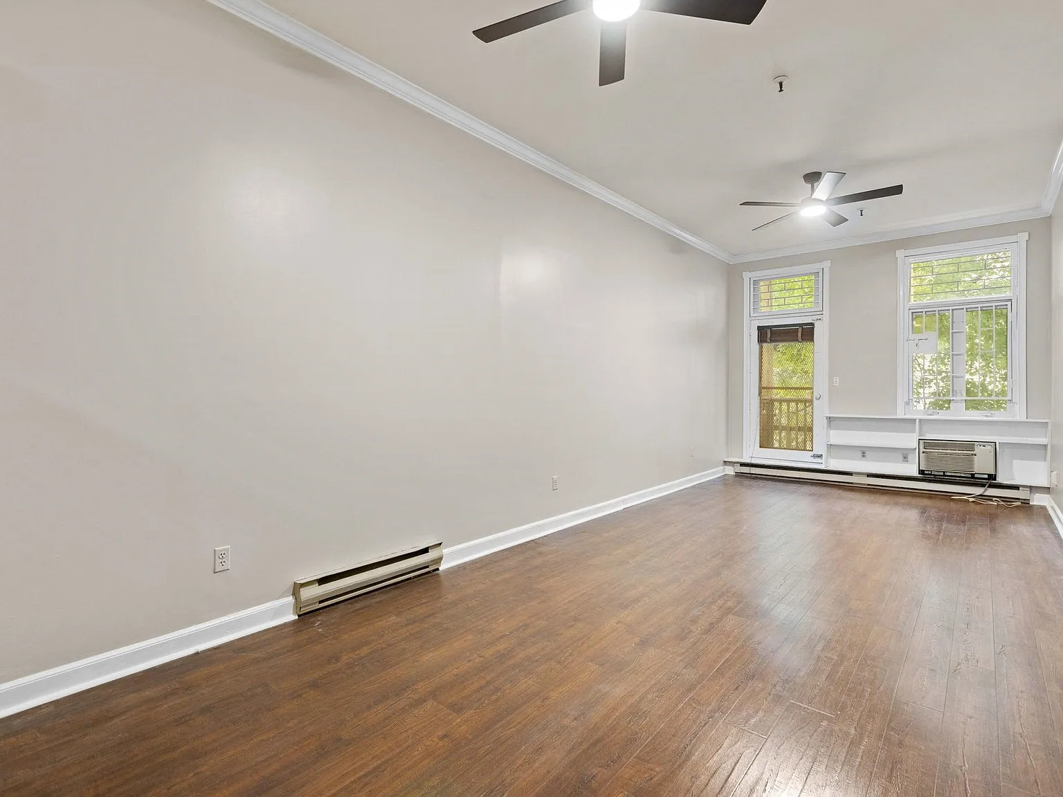 1 bed, 1.0 bath, 702 sqft, $3,300 — Photo 4