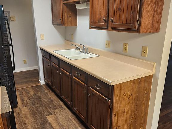 2nd image of 3027 W Capital Ave Suite 28