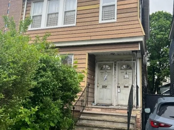 48 Oak Ave, Irvington Twp., NJ 07111