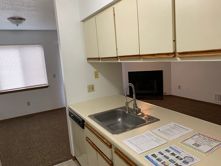 1110 Hilltop Ln #104 — Photo 3