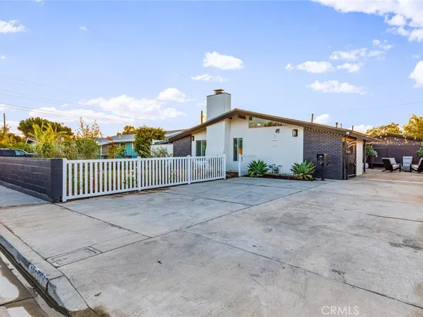 10631 Thomas Dr, Anaheim, CA 92804