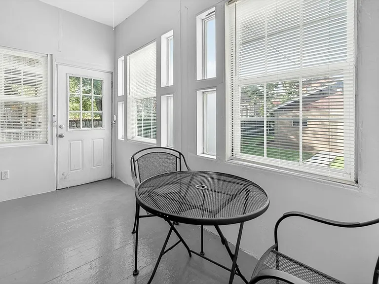 736 Dover Pl #1F — Photo 14