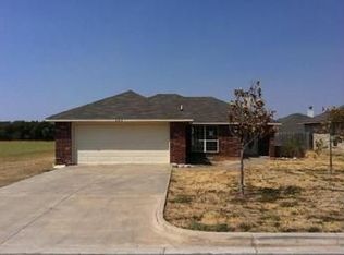 209 Navajo Trl, Alvarado, TX 76009