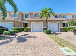 9602 Roundstone Cir, Fort Myers, FL 33967