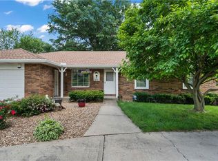 2219 N Liberty St, Independence, MO 64050