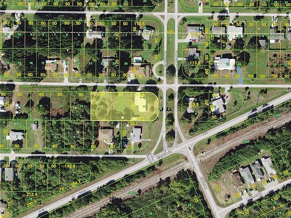 2nd image of 121 Peace Island Dr