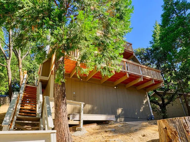 334 Weisshorn Dr — Photo 31