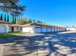 1271 Juniper Dr APT 4, Gilroy, CA 95020