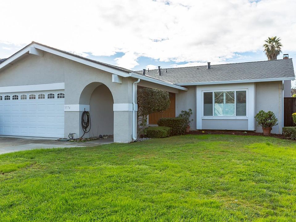1st image of 3774 Caravella Dr