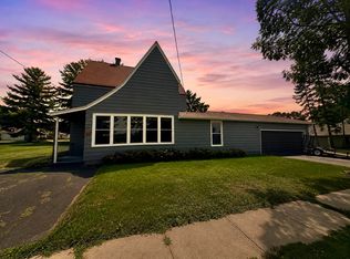 204 Academy St, Fox Lake, WI 53933