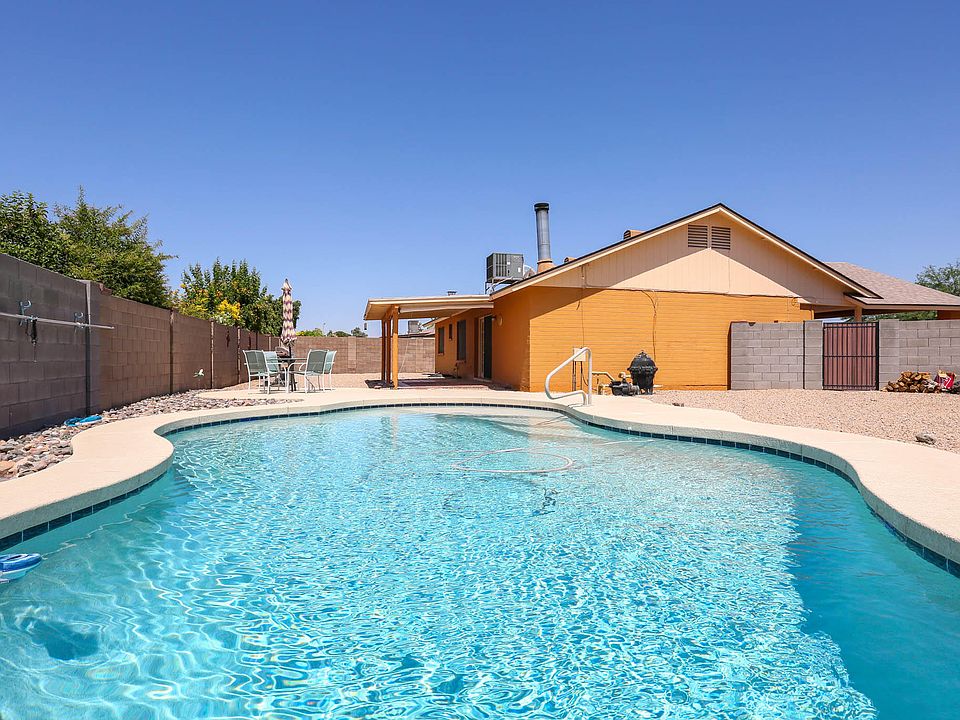 1st image of 4037 W Windrose Dr