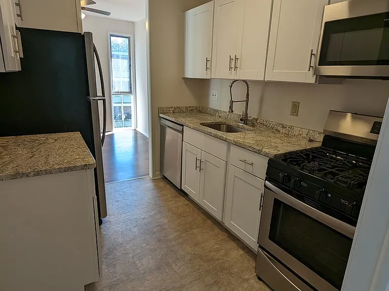 7145 Donnell Pl #D3 — Photo 5