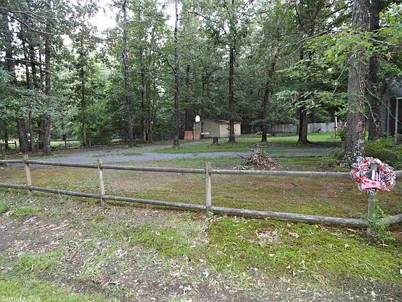 5th image of 1614 Red Oak Ln