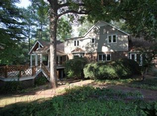 241 5th Avenue Ct NE, Hickory, NC 28601