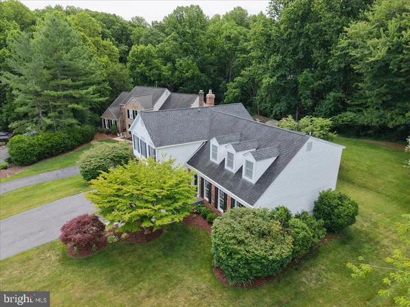 9 Kings Valley Ct, Damascus, MD 20872