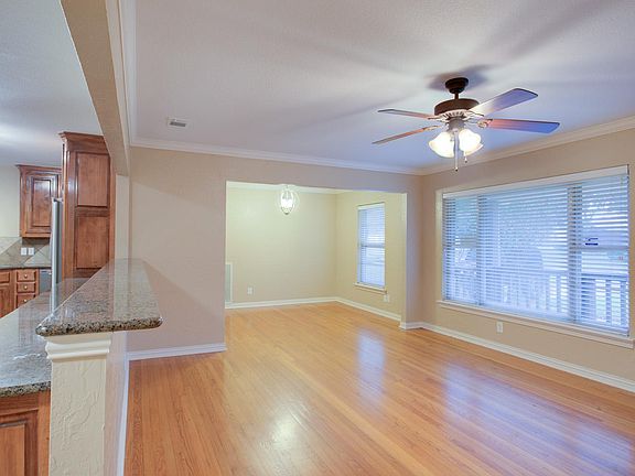 5th image of 9967 Galway Dr