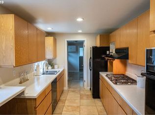 14895 SW Bonnie Brae St, Beaverton, OR 97007