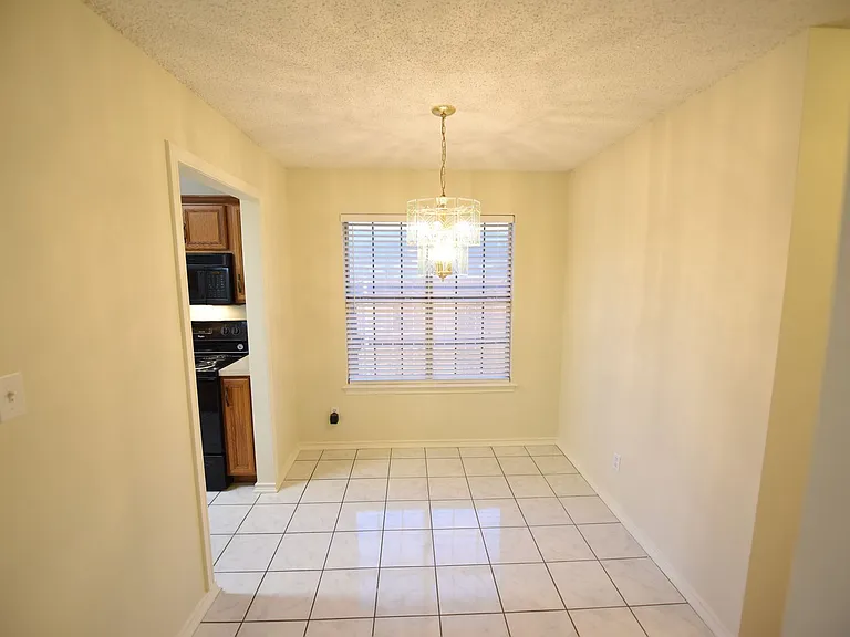 6419 Brookhaven Trl — Photo 5