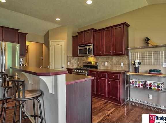 5th image of 9802 Idora St