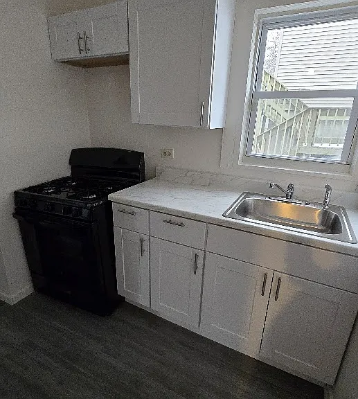 96 S Montgomery St — Photo 11