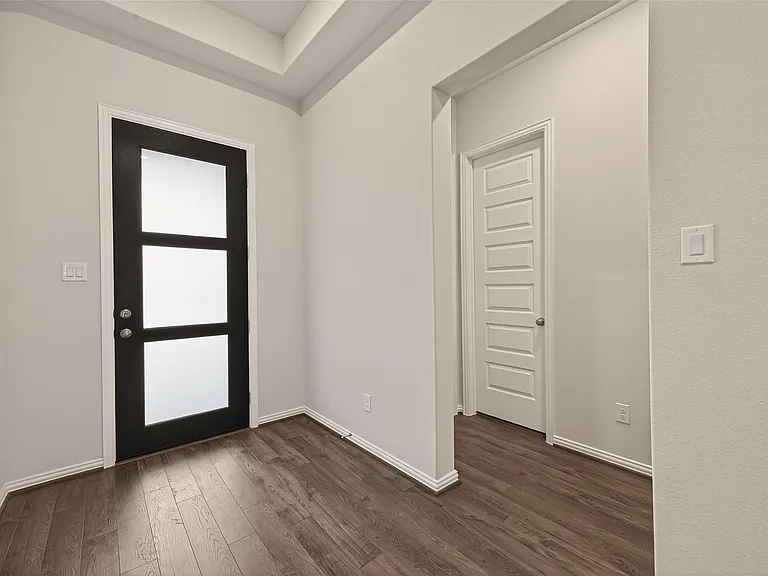 6123 Severson Lake Ct — Photo 5
