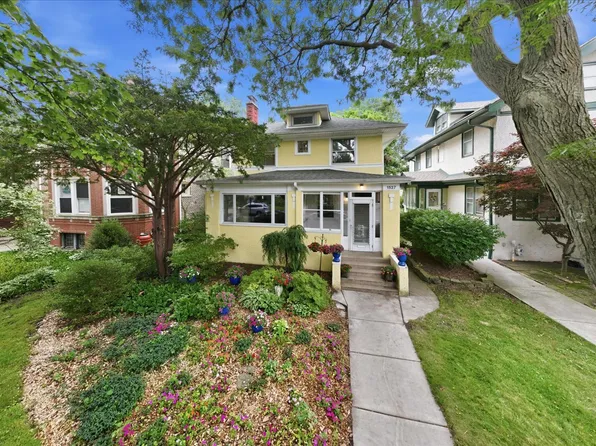 1527 W Juneway Ter, Chicago, IL 60626