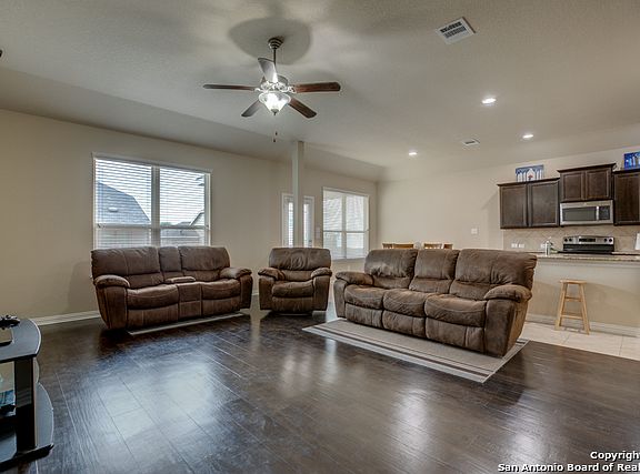 3rd image of 1955 Jamie Ln