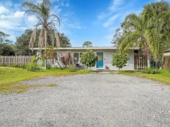 713 S Jenkins Rd, Fort Pierce, FL 34947