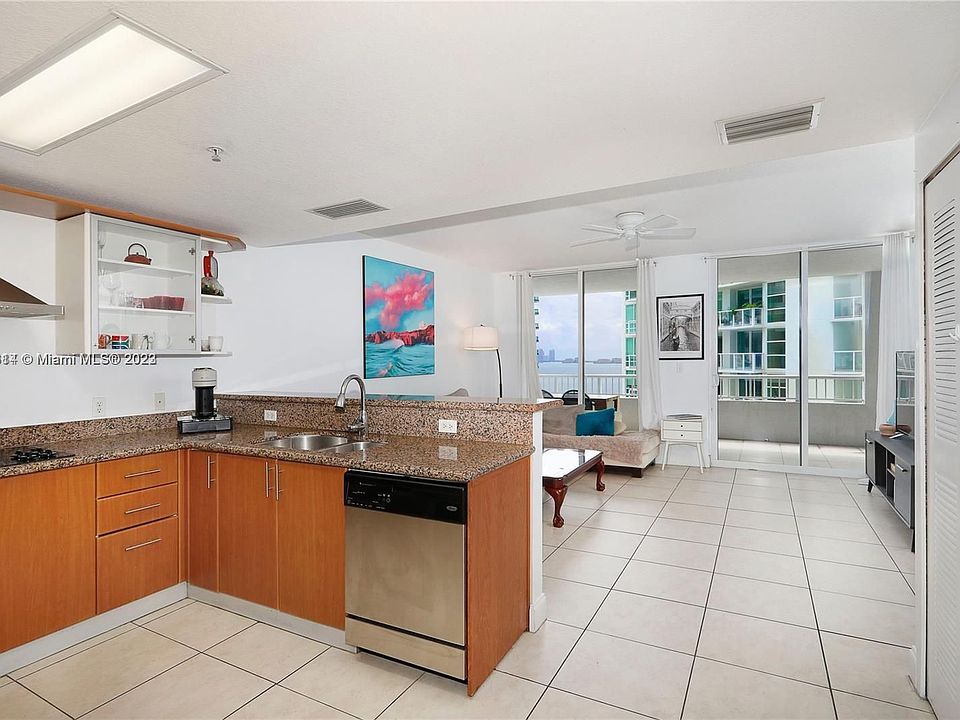 1st image of 170 SE 14th St APT 1602