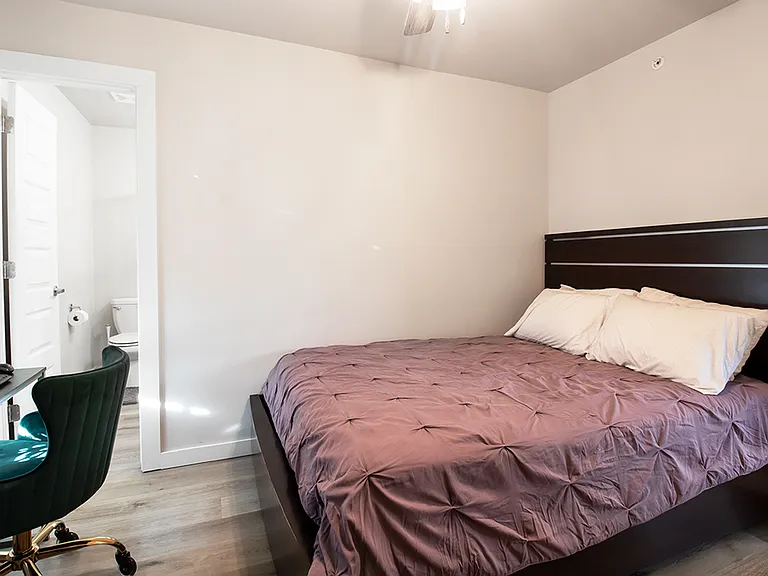 1631 NW 21st St #5 — Photo 16