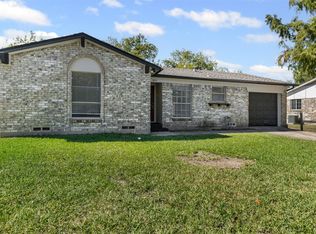 3925 Sapling Dr, Balch Springs, TX 75180