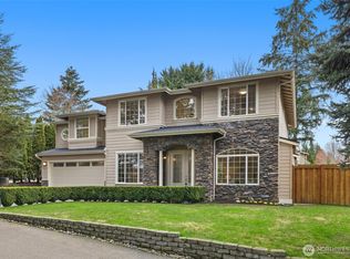 10226 NE 110th St, Kirkland, WA