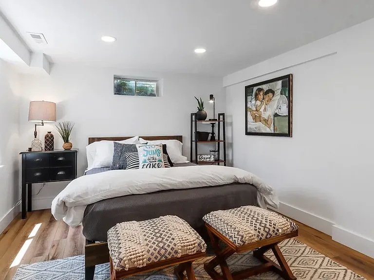 190 Dewey Ave — Photo 8